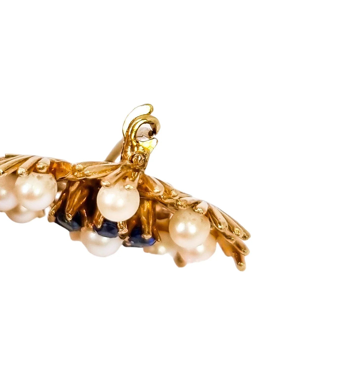 Cropp & Farr 1960’s floral cluster 9ct gold brooch set with sapphires and pearls