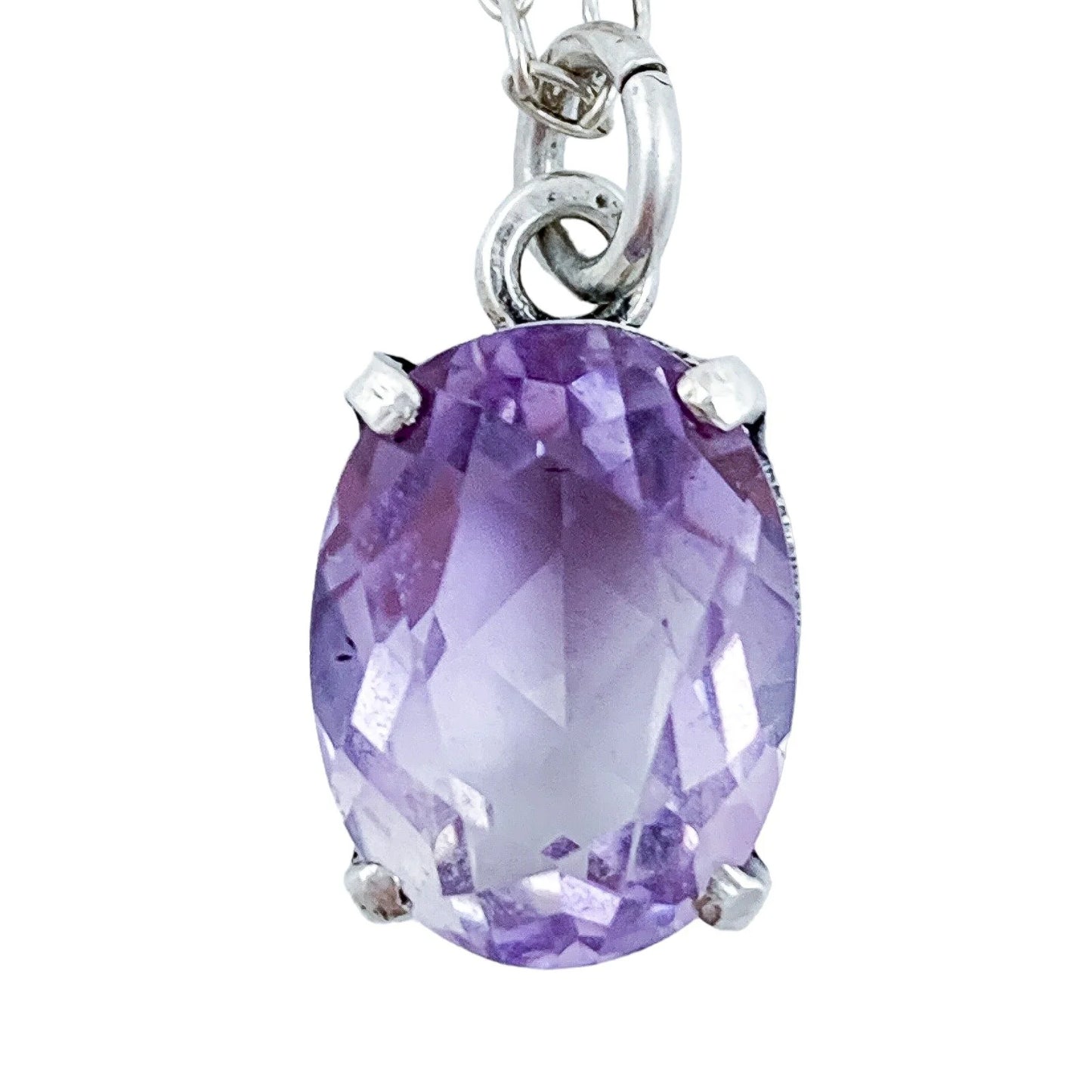 Vintage oval-cut amethyst drop necklace in sterling silver, ideal for Aquarius or Pisces