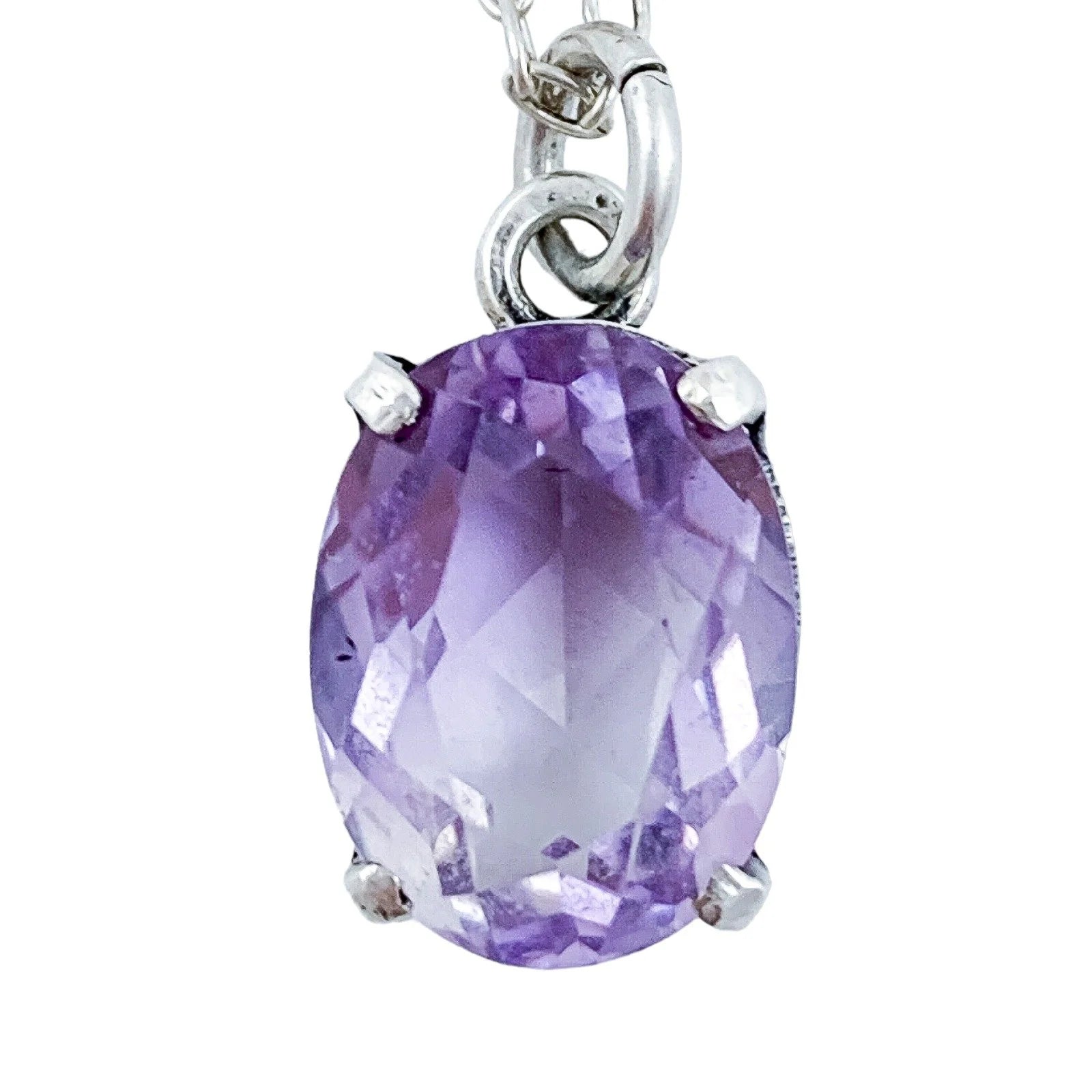 Vintage oval-cut amethyst drop necklace in sterling silver, ideal for Aquarius or Pisces