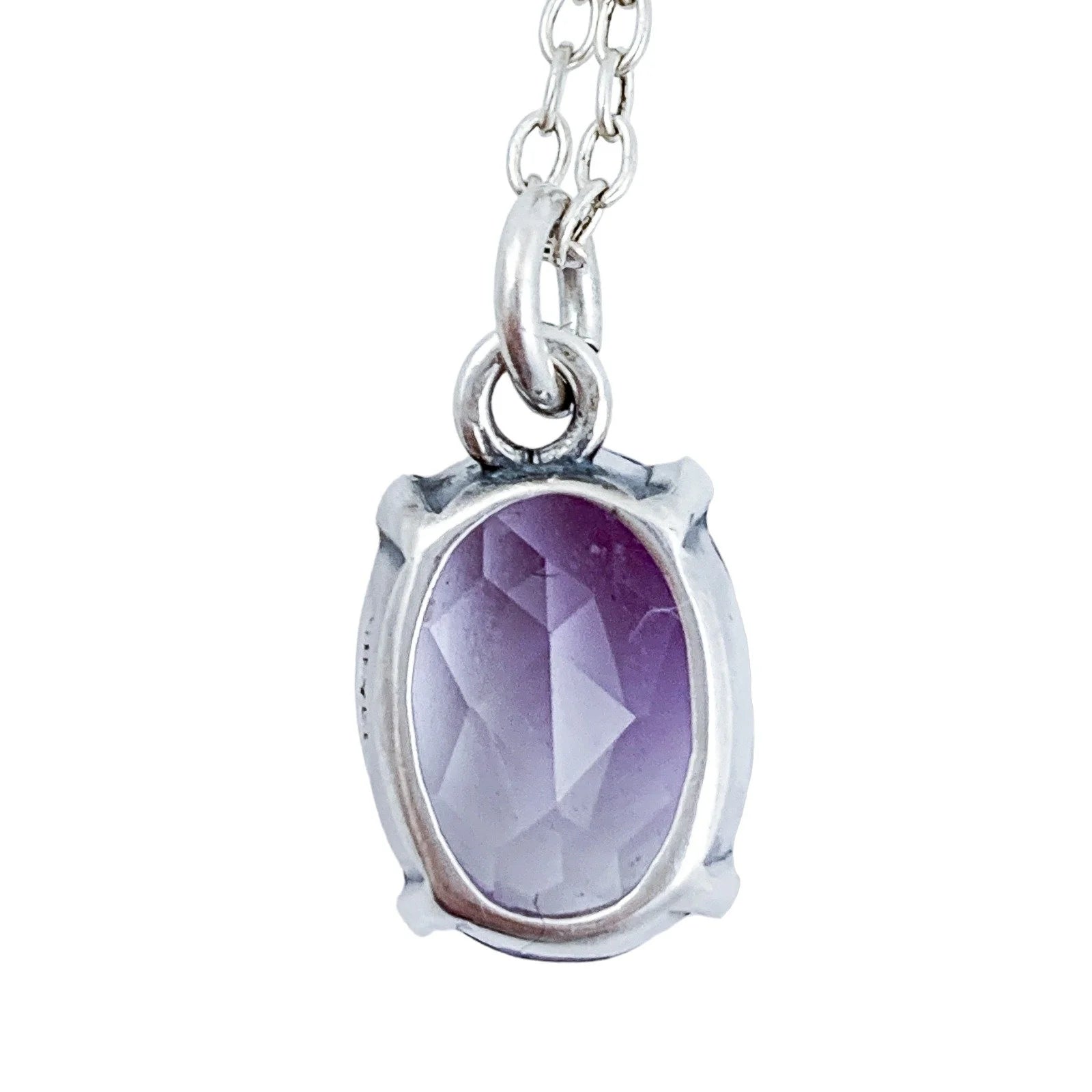 Vintage oval-cut amethyst drop necklace in sterling silver, ideal for Aquarius or Pisces