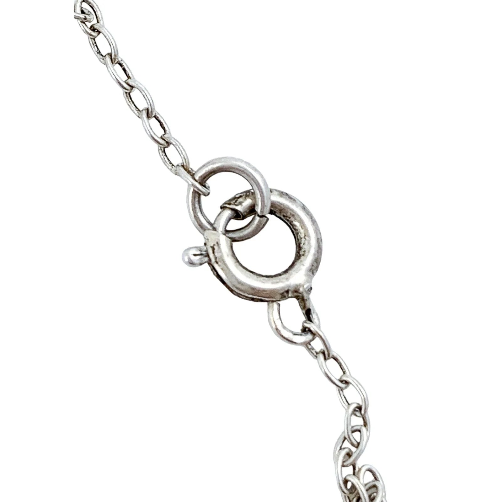 Vintage oval-cut amethyst drop necklace in sterling silver, ideal for Aquarius or Pisces
