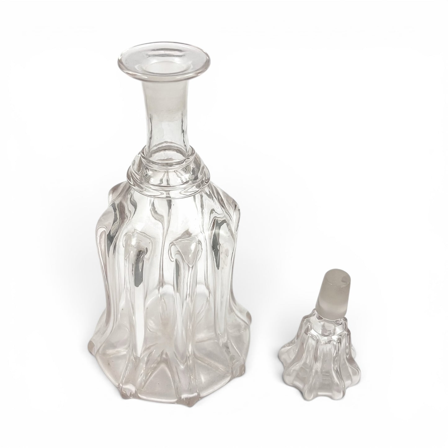 Pair of Victorian pillar-moulded bell decanters with stoppers