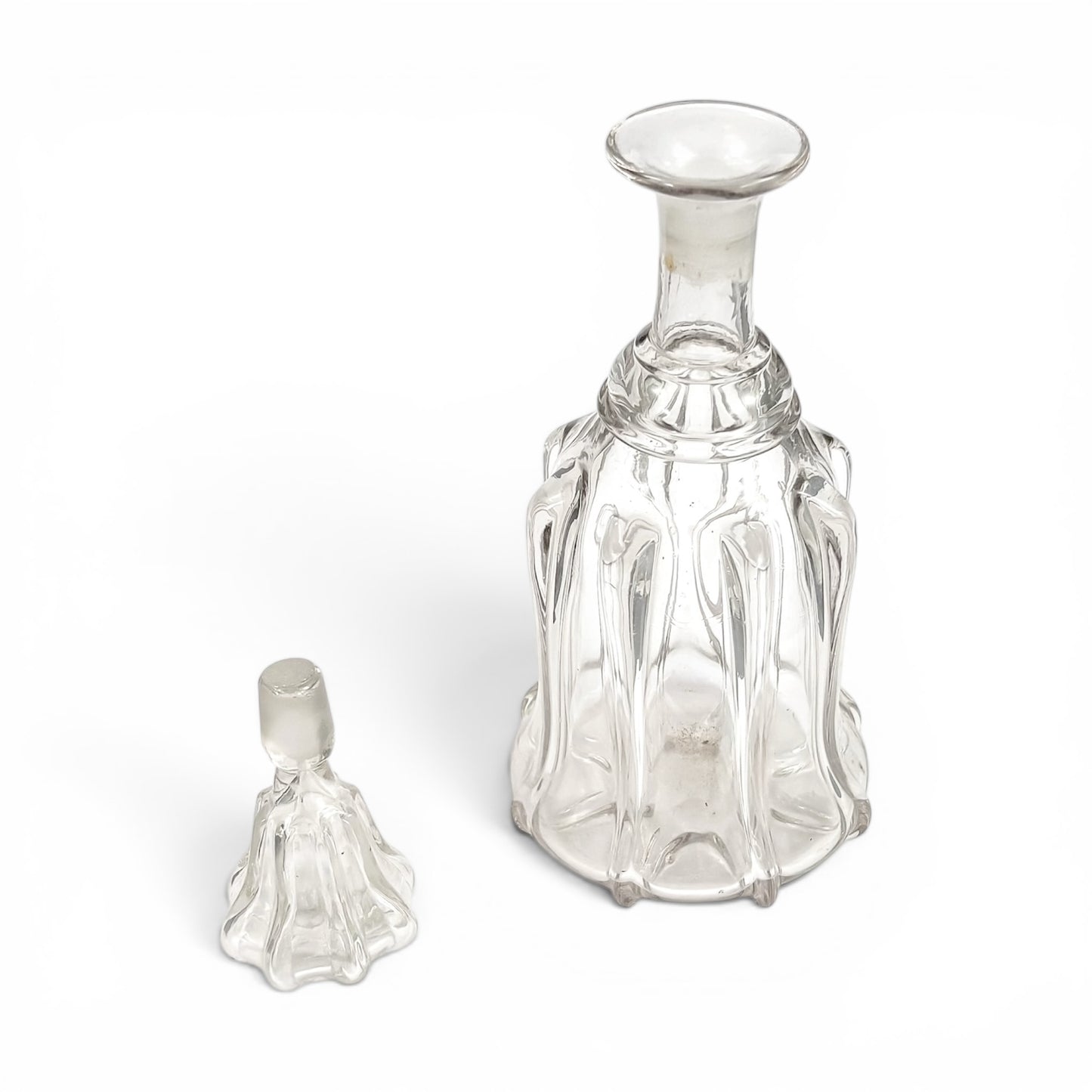 Pair of Victorian pillar-moulded bell decanters with stoppers