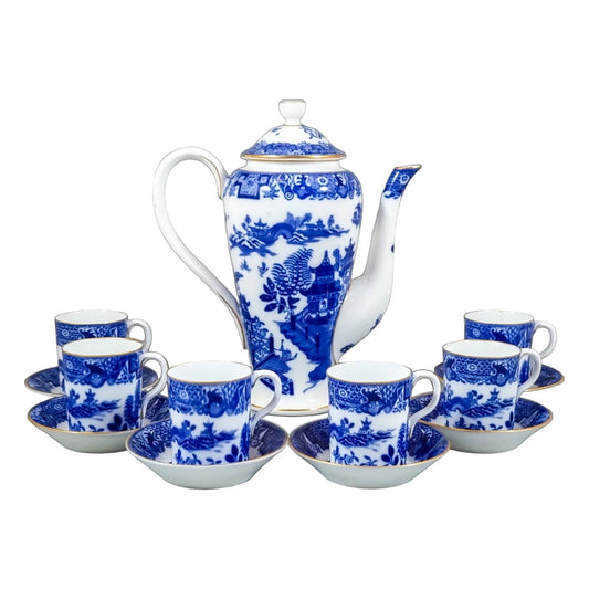 1917 Royal Worcester Chinoiserie Blue Willow porcelain 14 piece coffee service for 6 persons with tazza, cups, saucers and coffeepot