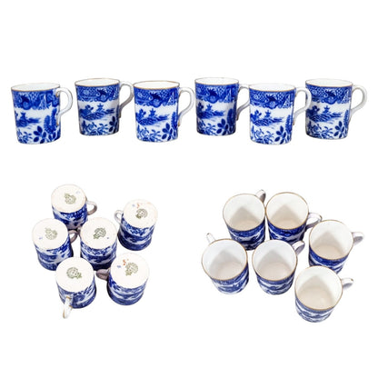 1917 Royal Worcester Chinoiserie Blue Willow porcelain 14 piece coffee service for 6 persons with tazza, cups, saucers and coffeepot