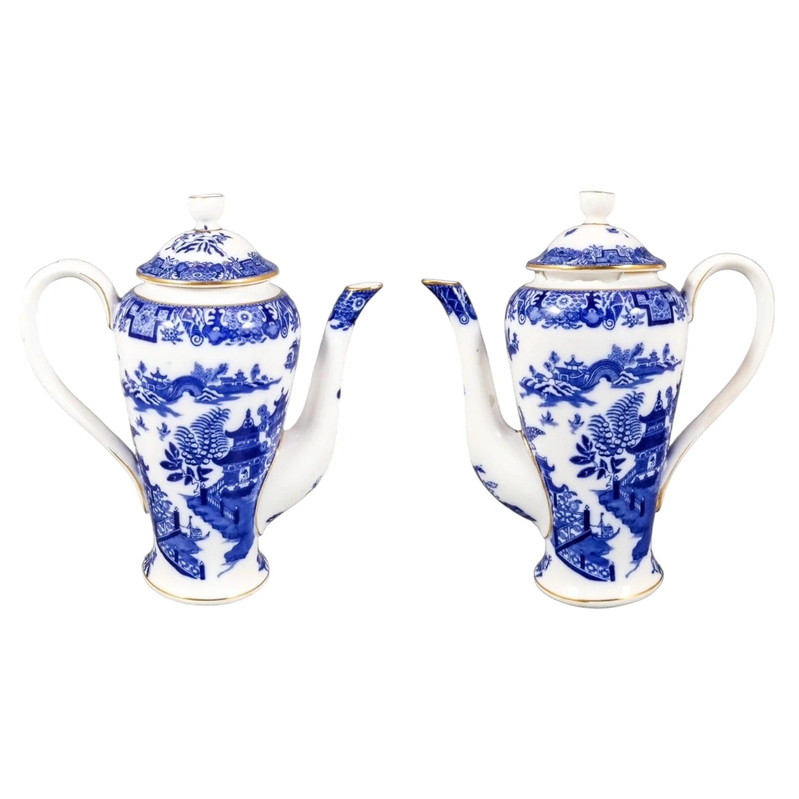 1917 Royal Worcester Chinoiserie Blue Willow porcelain 14 piece coffee service for 6 persons with tazza, cups, saucers and coffeepot