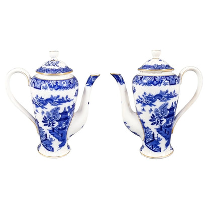 1917 Royal Worcester Chinoiserie Blue Willow porcelain 14 piece coffee service for 6 persons with tazza, cups, saucers and coffeepot