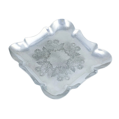 Sterling silver trinket dish in Art Nouveau style, fluted body with thistle design