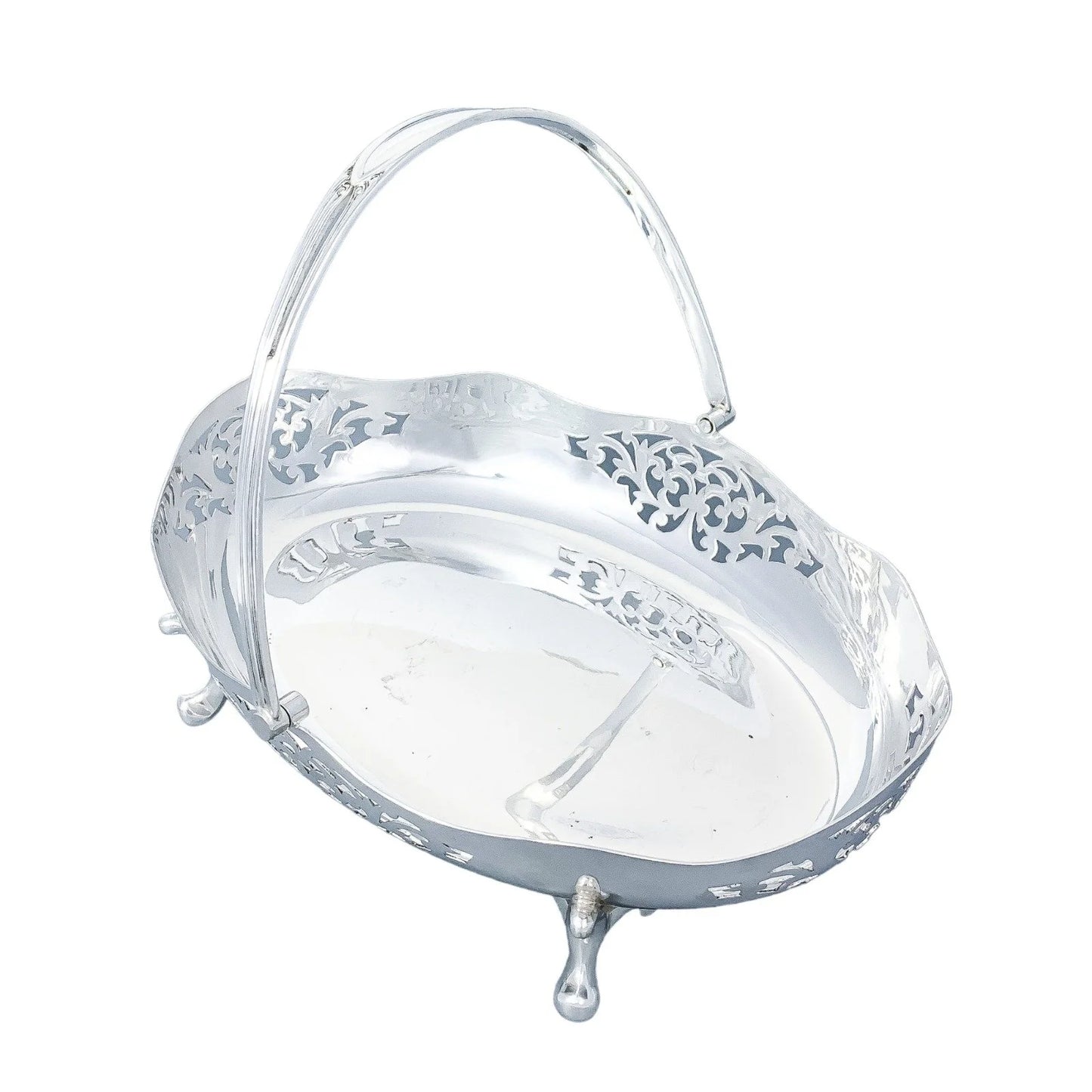 Elegant Edwardian silver plated pierced fruit basket with handle