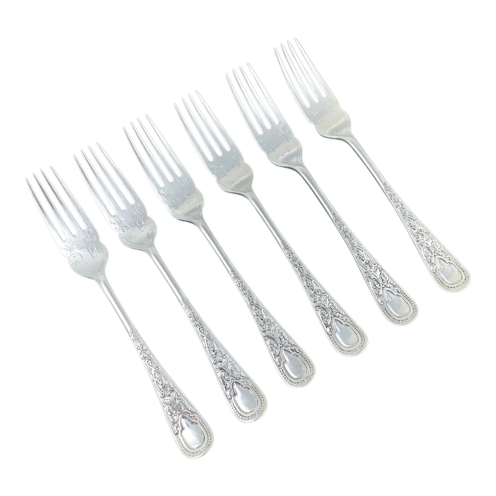Silver plated Art Nouveau fish cutlery set for 6 people with high-relief scrolls and vacant cartouches