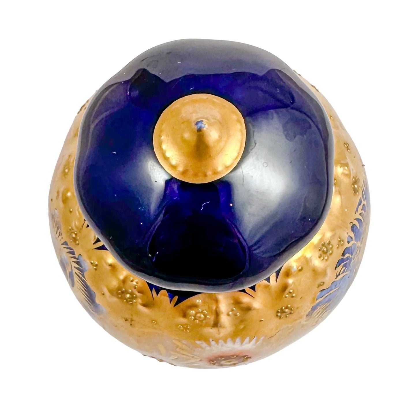 Victorian Royal Crown Derby lidded pot gilded and hand-painted with Imari flowers