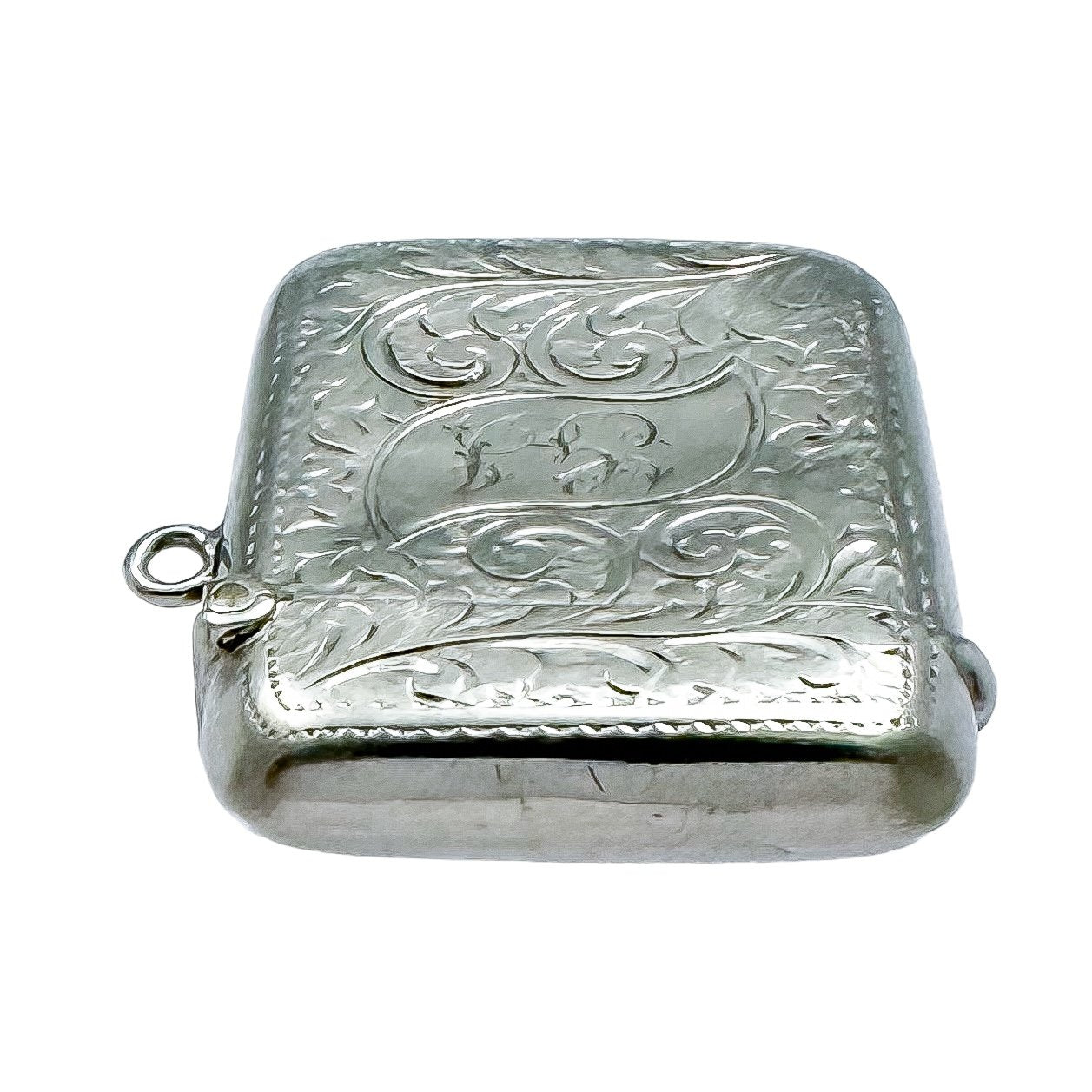 Sterling silver Edwardian vesta case engraved with Art Nouveau scrolling foliage