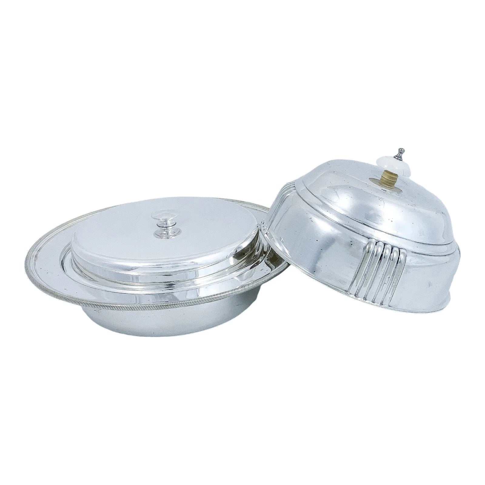 Art Deco silver plated round entrée serving tureen dish with original liner, Goldsmiths Co