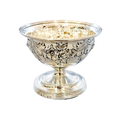 George III sterling silver embossed sweetmeat / sugar bowl, 1709
