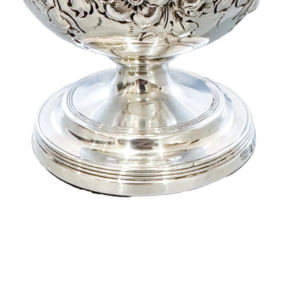 George III sterling silver embossed sweetmeat / sugar bowl, 1709