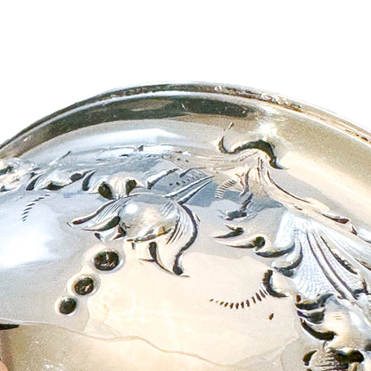 George III sterling silver embossed sweetmeat / sugar bowl, 1709