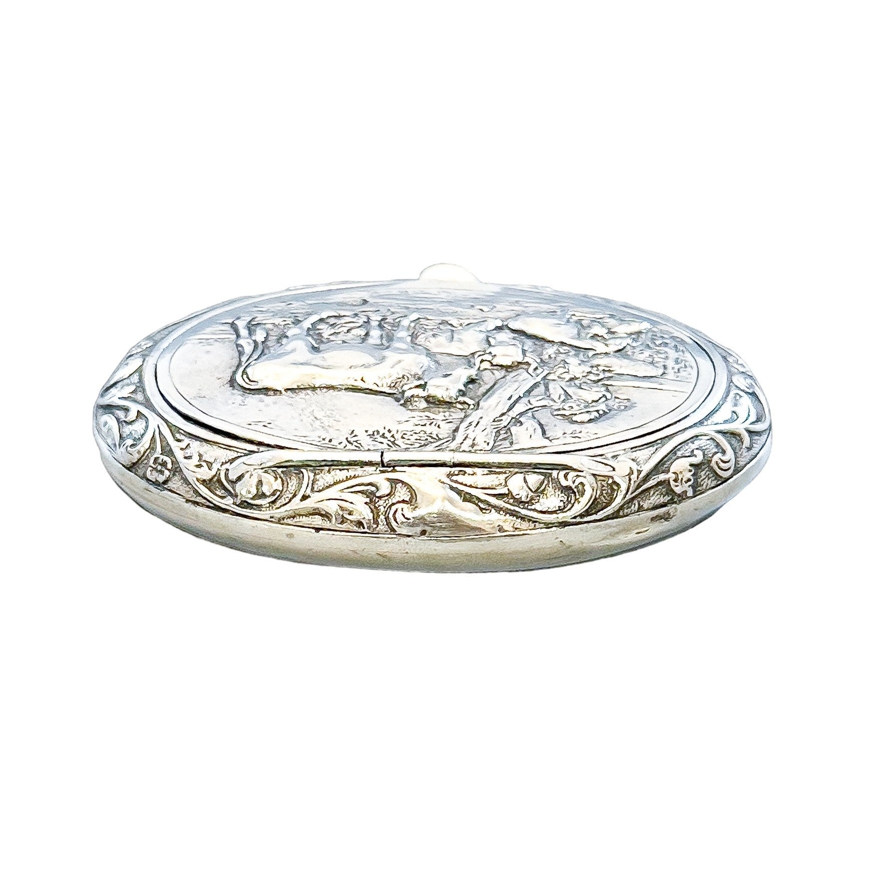 Imported sterling silver Dutch pill / snuff box embossed with cows and sheep