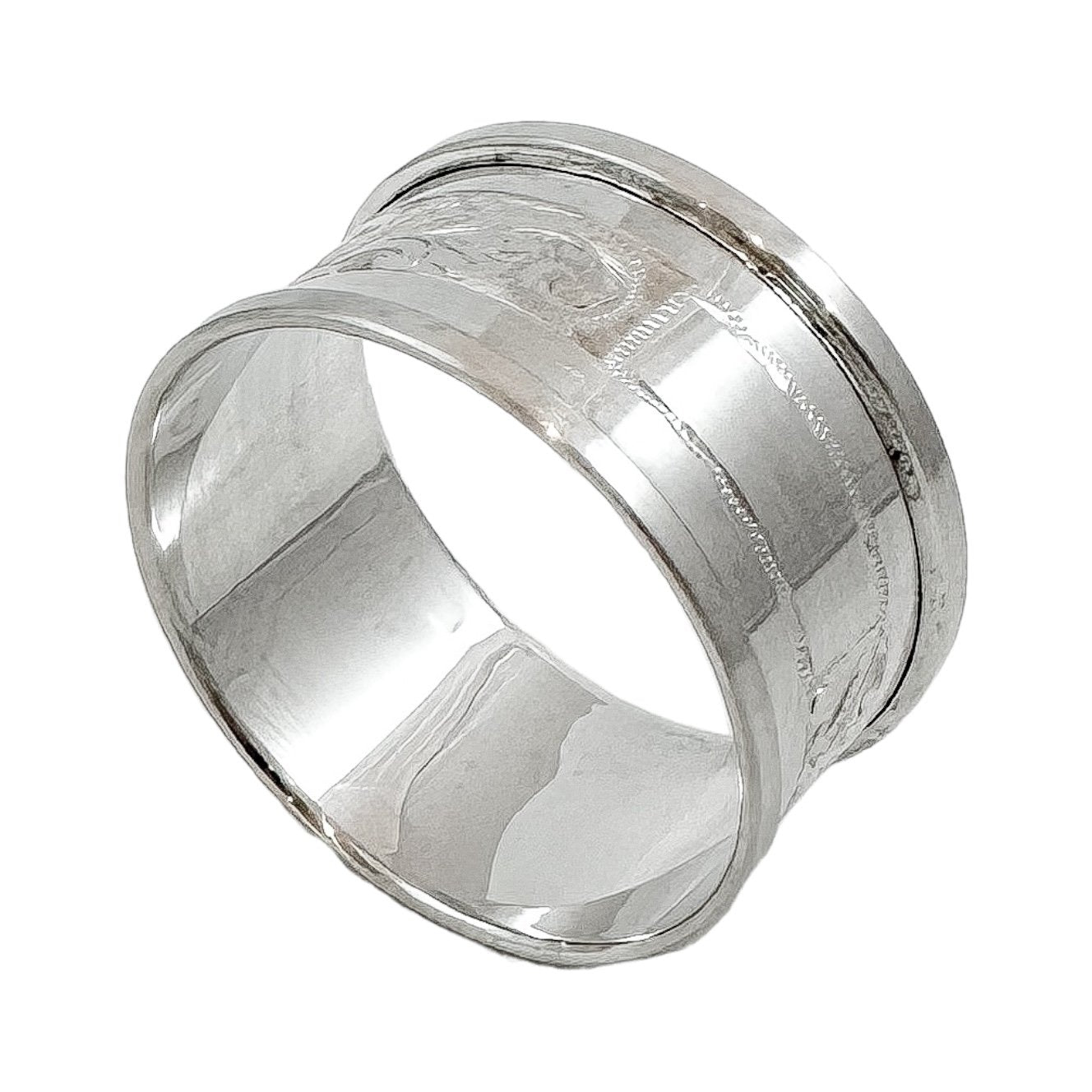 Vintage boxed sterling silver napkin ring with Art Nouveau motif and vacant cartouche