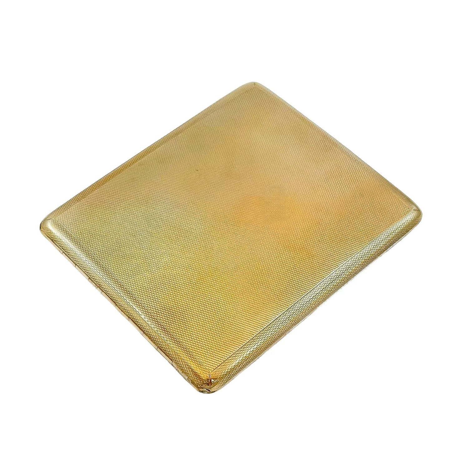 Art Deco 9 kt yellow gold large engine-turned bevelled cigarette case, 93 g