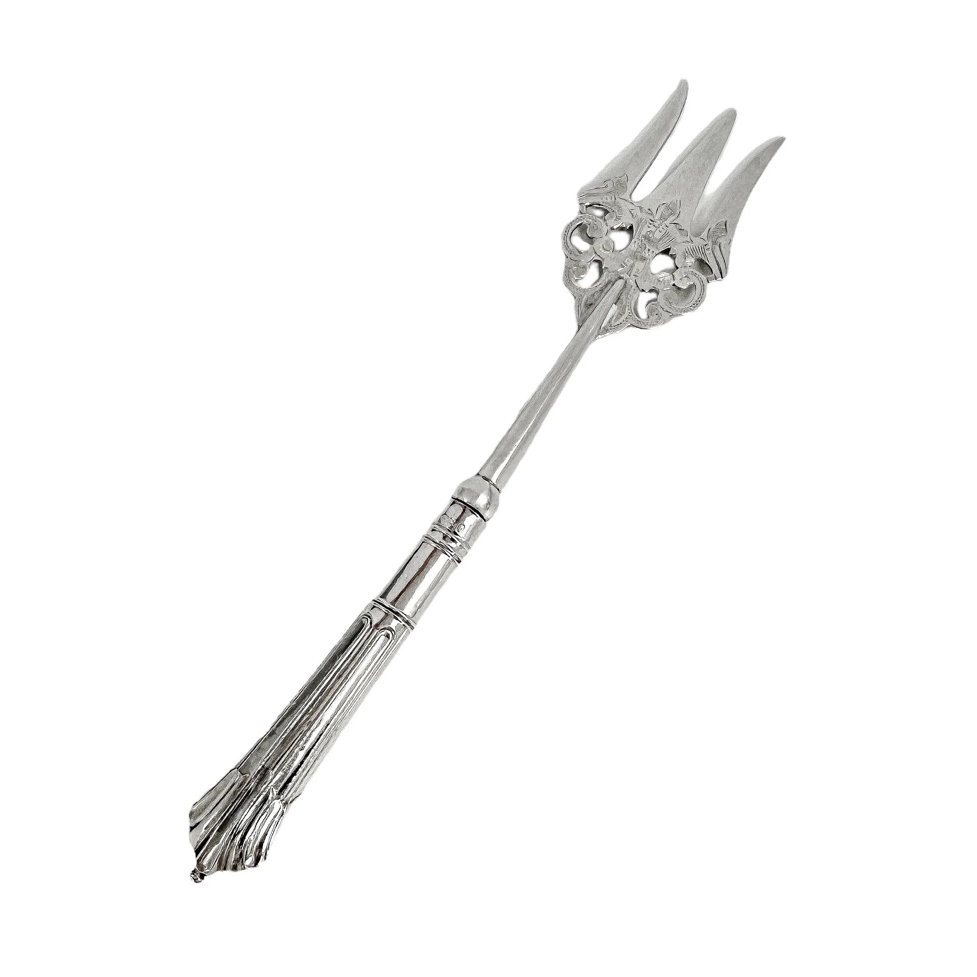 Large sterling silver Victorian bread toasting fork engraved in Art Nouveau design
