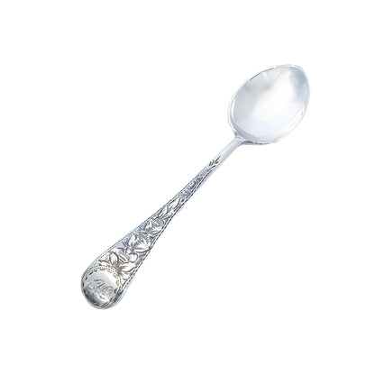 George V cased set of 8 sterling silver tea or coffee spoons, bright cut with flowers