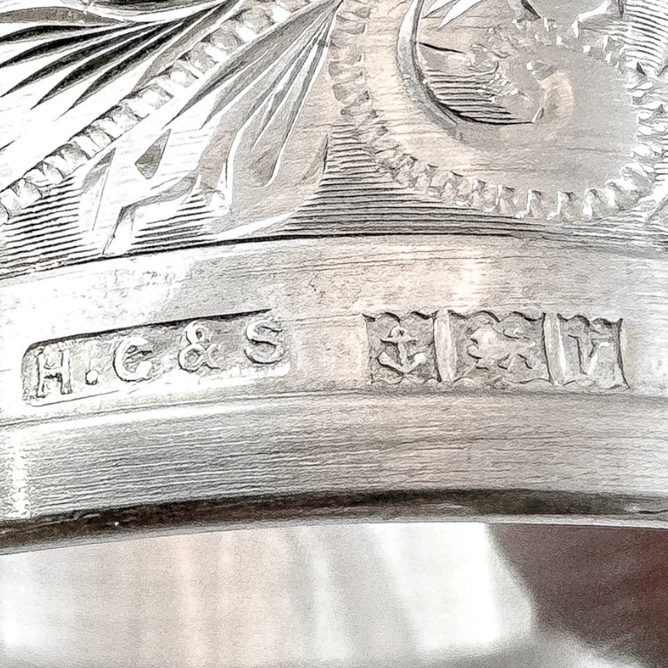 Vintage boxed sterling silver napkin ring with Art Nouveau motif and vacant cartouche