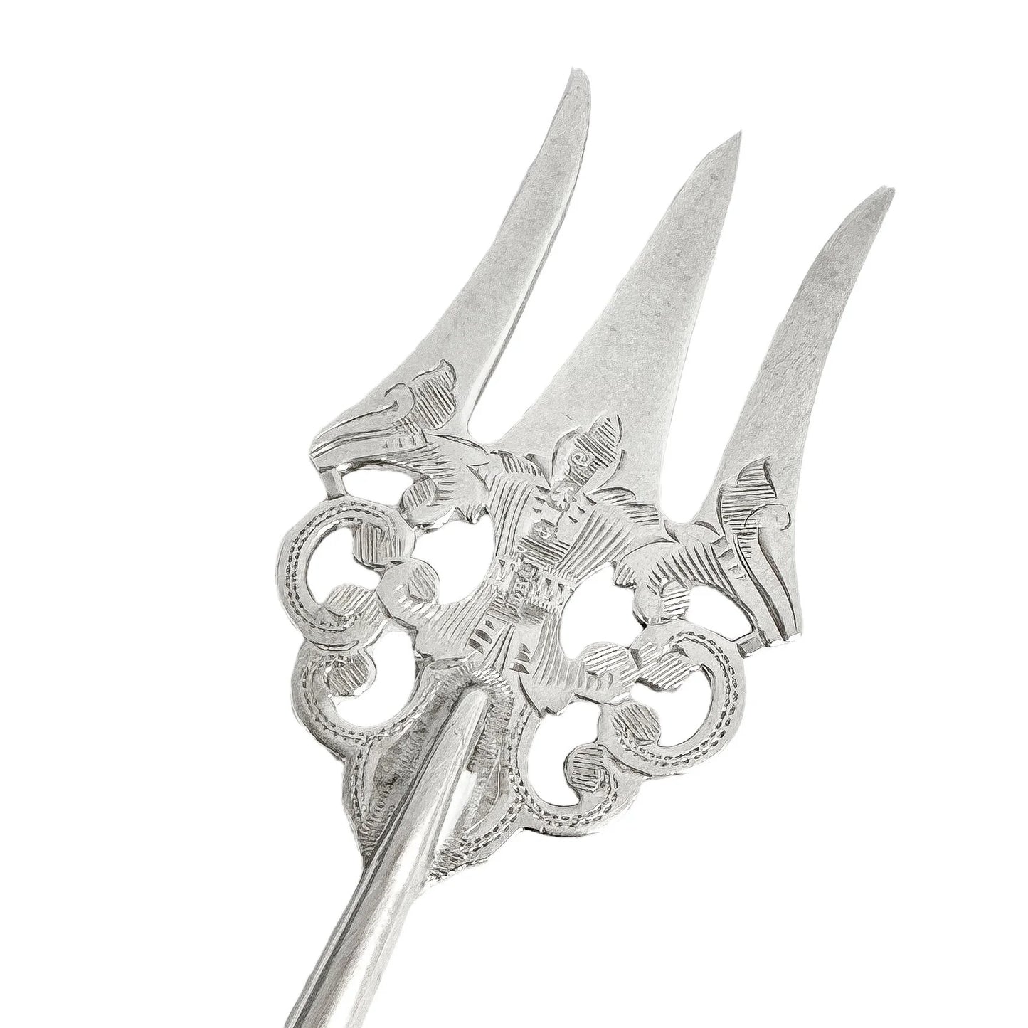 Large sterling silver Victorian bread toasting fork engraved in Art Nouveau design