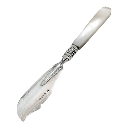 Victorian sterling silver butter knife / caviar spreader with mother of pearl handle