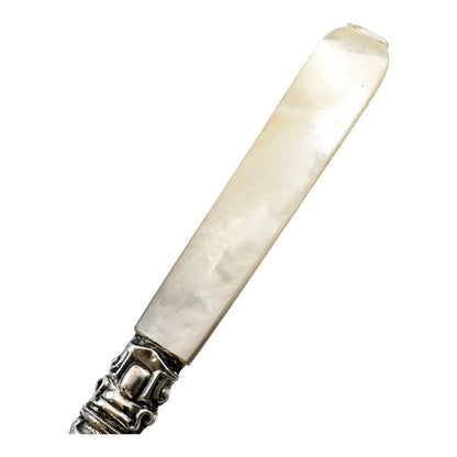 Victorian sterling silver butter knife / caviar spreader with mother of pearl handle