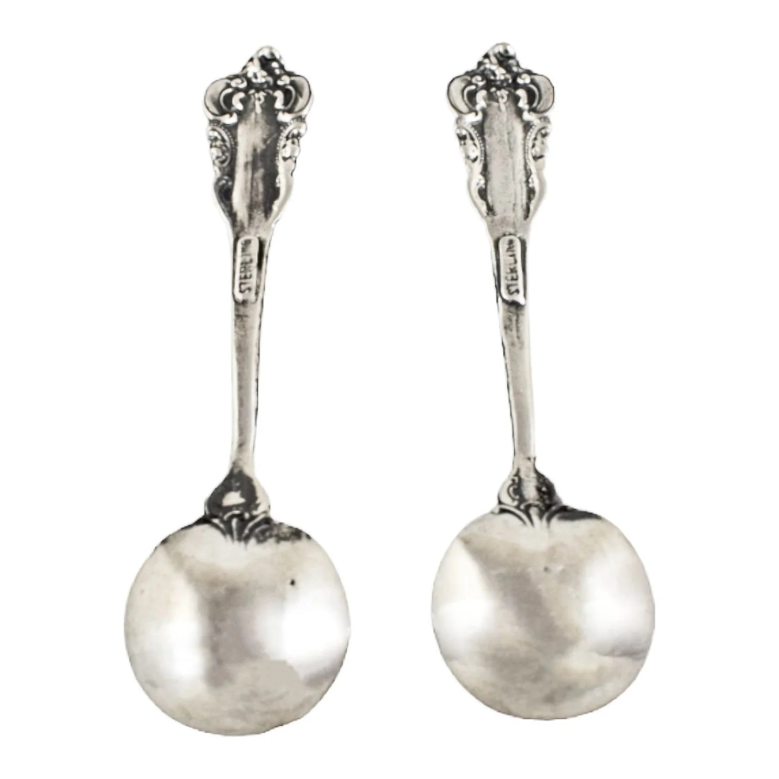 Edwardian set of 2 Neoclassical gilt sterling silver boxed navette salts with spoons