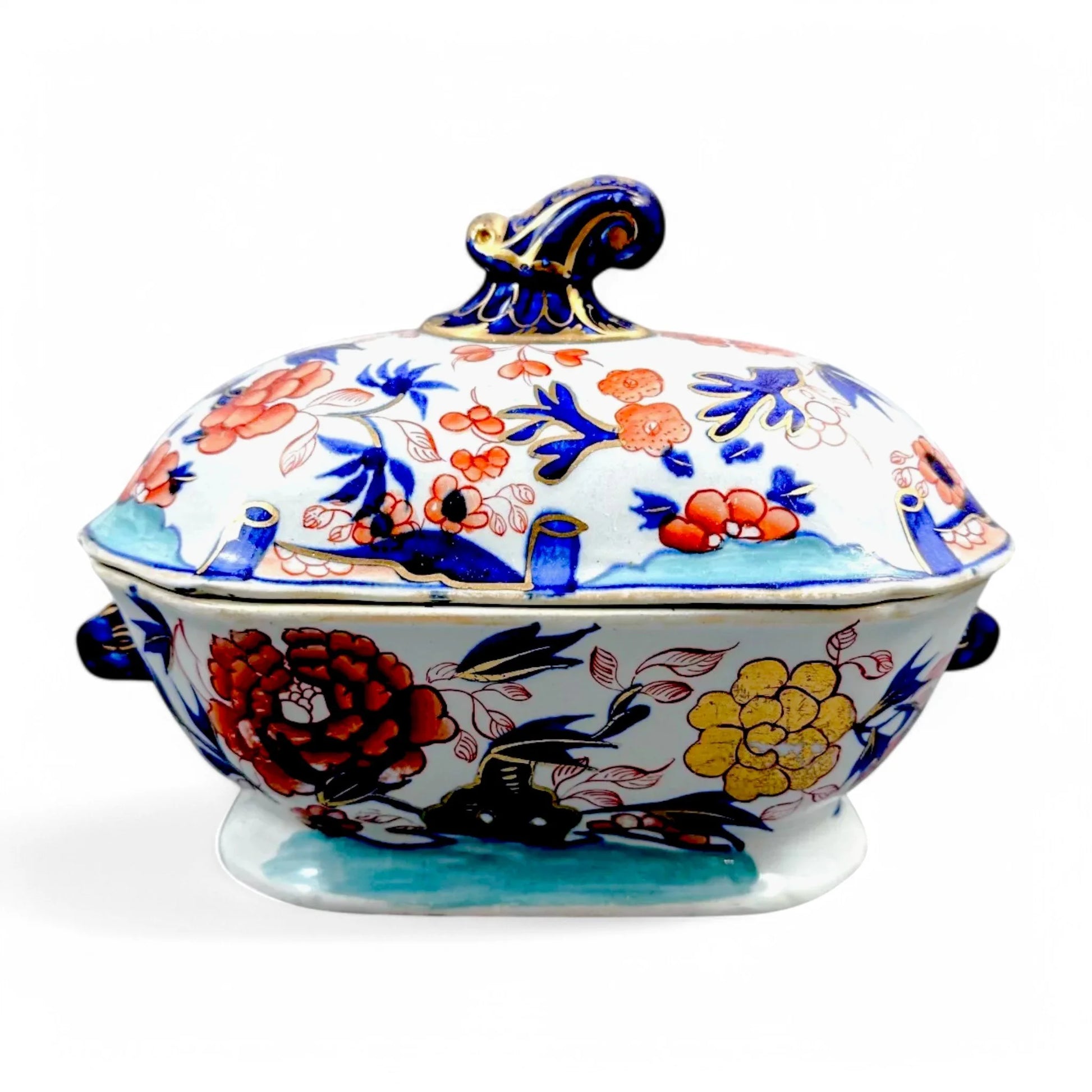 Rare Mason’s Ironstone sauce tureen, "Oyster Pattern" with turquoise base, hand-painted Regency period, circa 1815–1825
