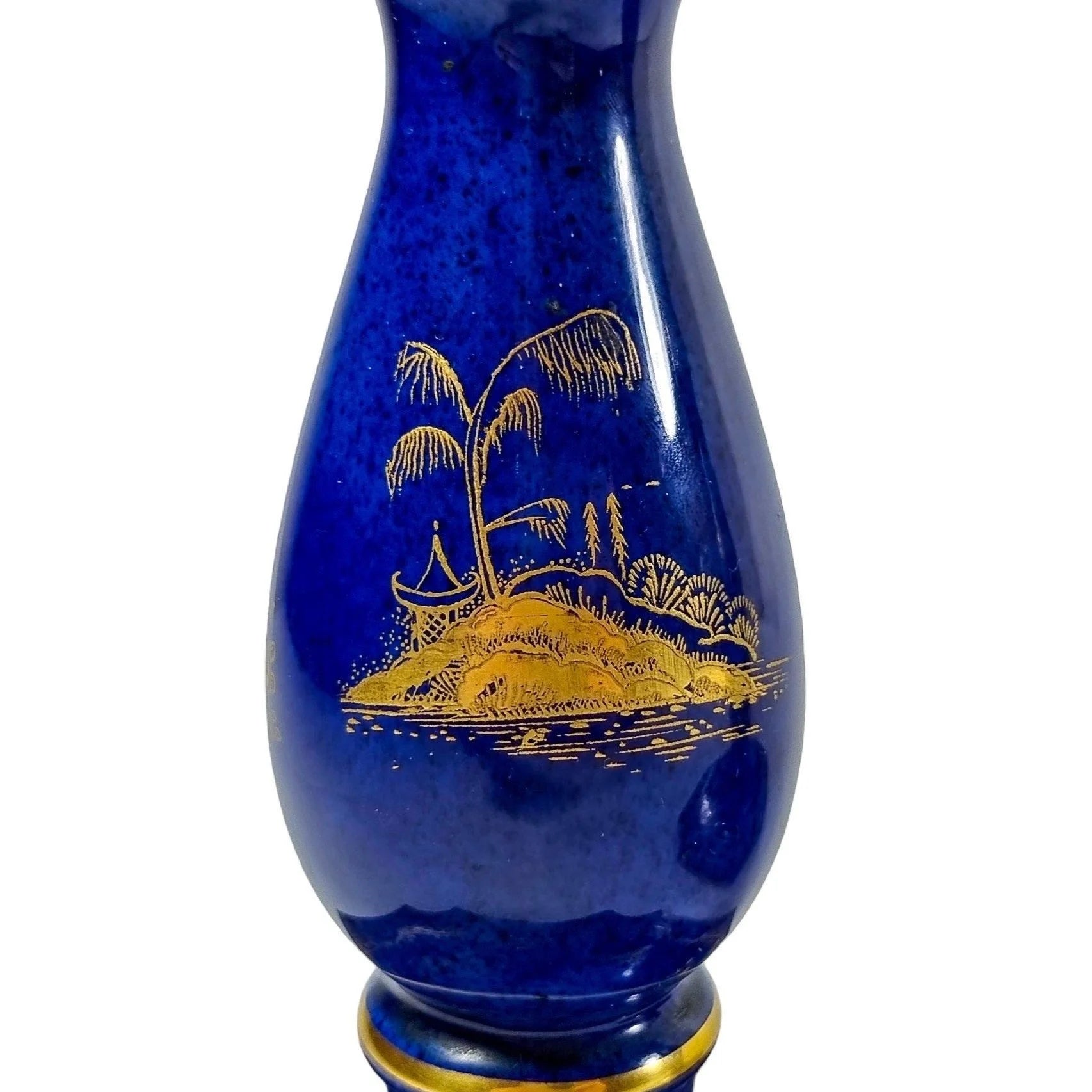 Large Art Deco pair of Wilton Ware candlesticks, AG Harley Jones in gold and cobalt blue, Chinoiserie 5008