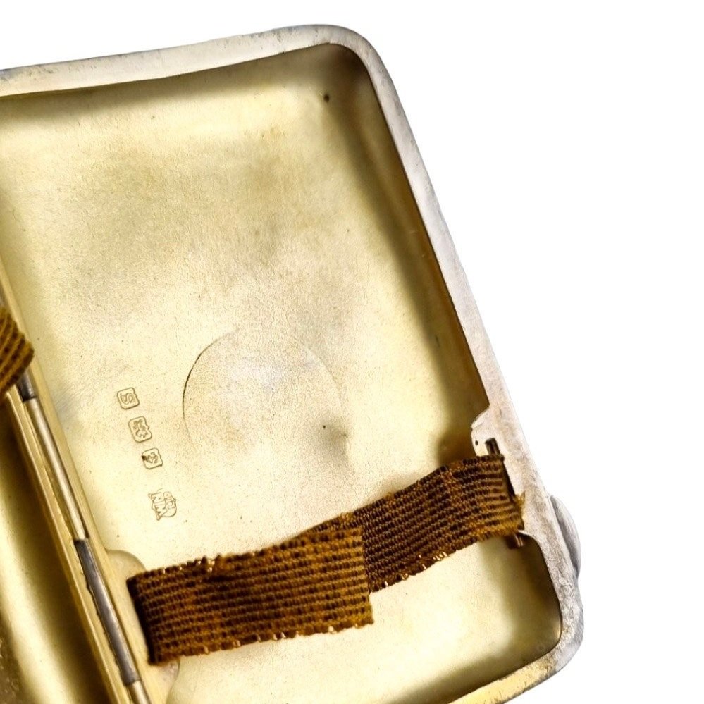 Art Nouveau sterling silver gilded ladies cigarette case with scrolls, vacant cartouche; William Neale
