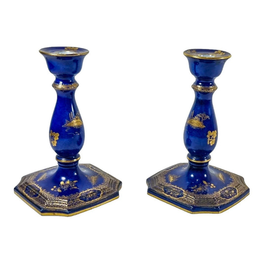 Large Art Deco pair of Wilton Ware candlesticks, AG Harley Jones in gold and cobalt blue, Chinoiserie 5008