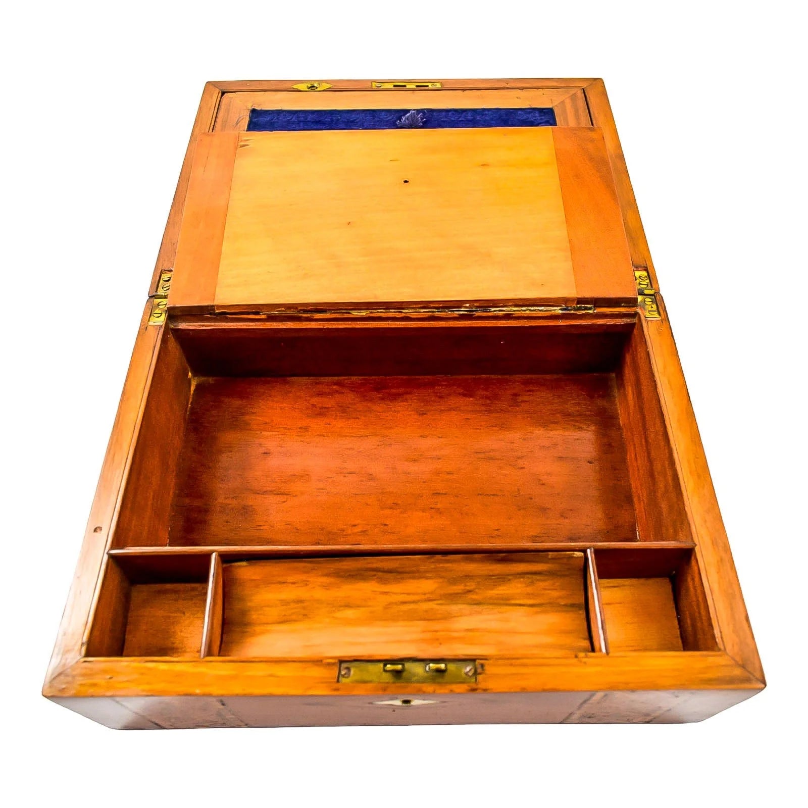 Georgian walnut Tunbridge Ware domed writing slope with mother-of-pearl cartouche and geometric marquetry