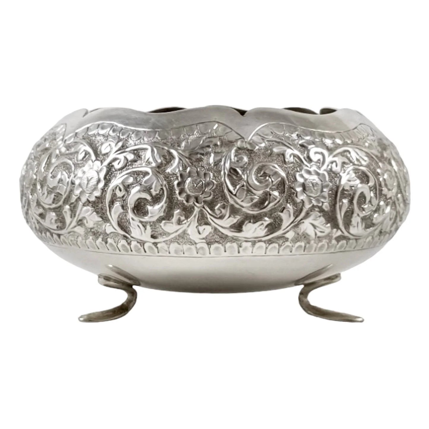 Indian Kutch sterling silver tri-foot round sugar bowl embossed flowers and foliage