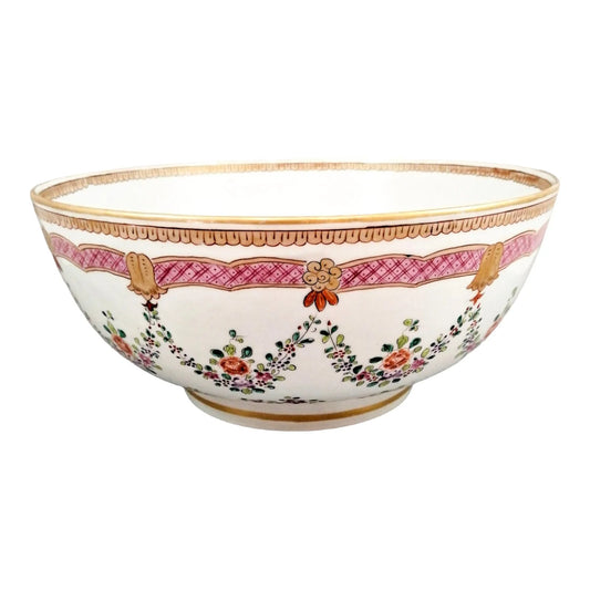 19th century Samson porcelain punch bowl in Chinese Export famille rose style