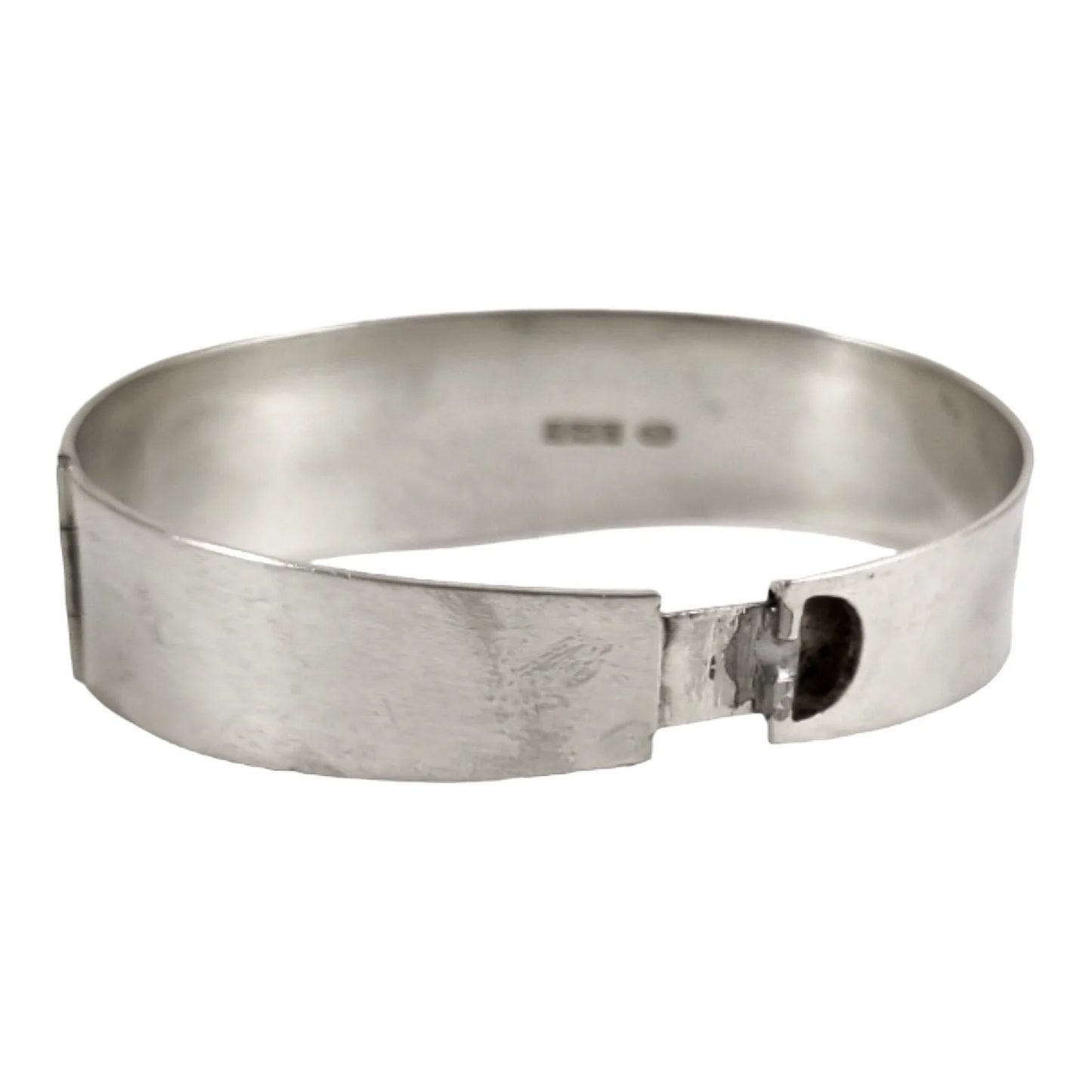 Vintage 70's sterling silver large bangle bracelet, bright-cut with flowers on brushed matte ground