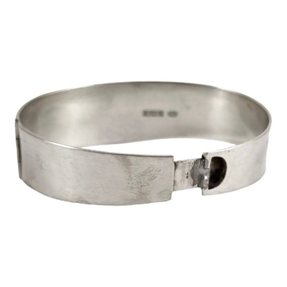 Vintage 70's sterling silver large bangle bracelet, bright-cut with flowers on brushed matte ground