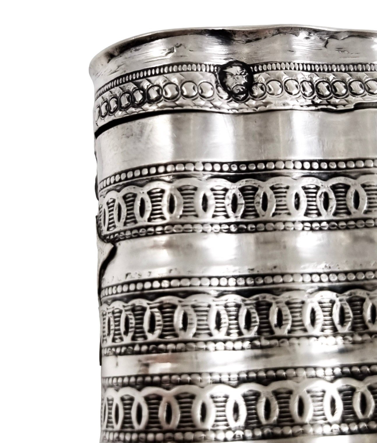19th century Dutch silver snuff / scent peppermint box; Lodereindoosje vinaigrette 1858