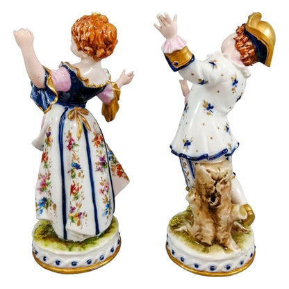 Capodimonte Tiche Galletti porcelain figurines of lady and cavalier in Regency costumes