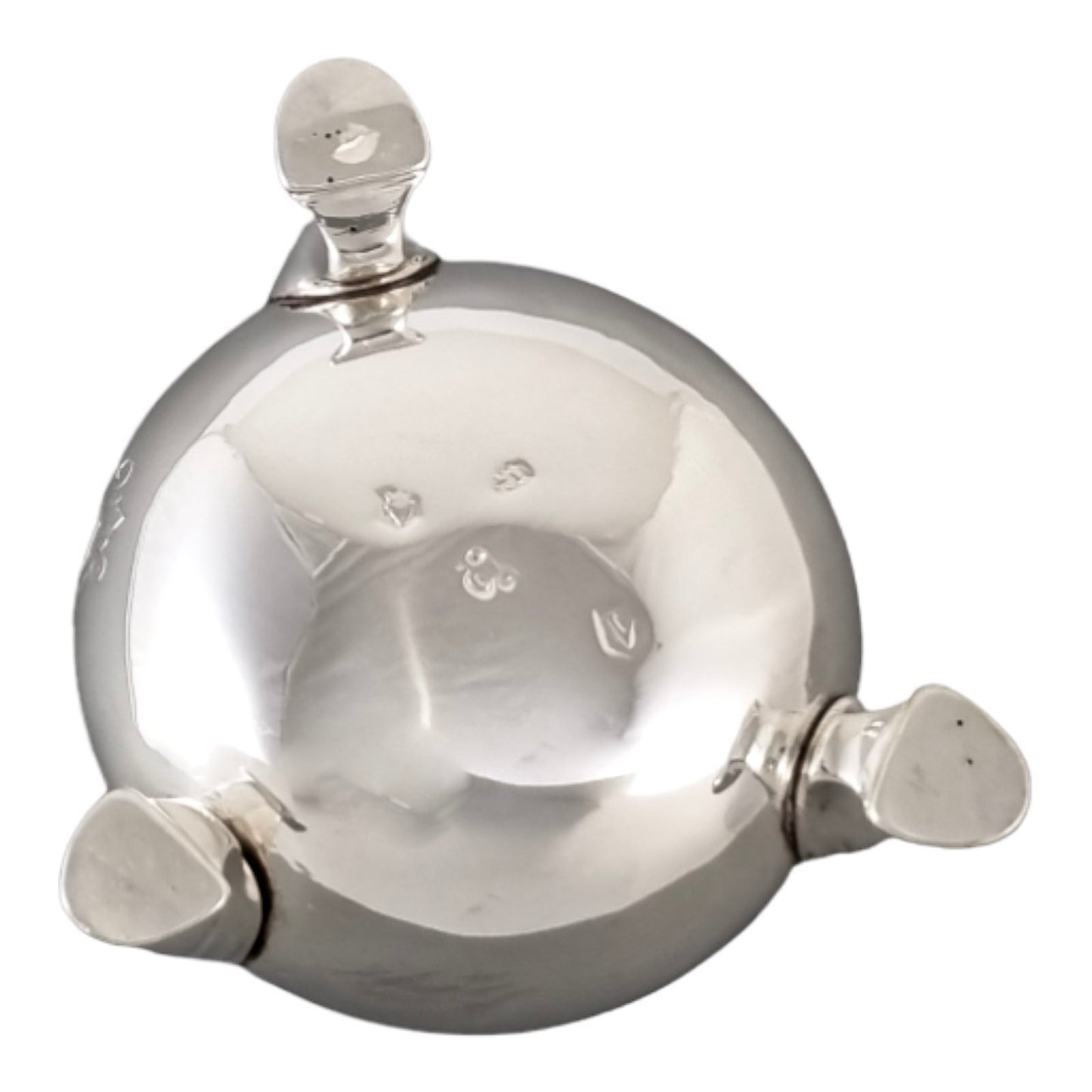 George II sterling silver large tripod salt cauldron on hoof feet, armorial family crest, 1735