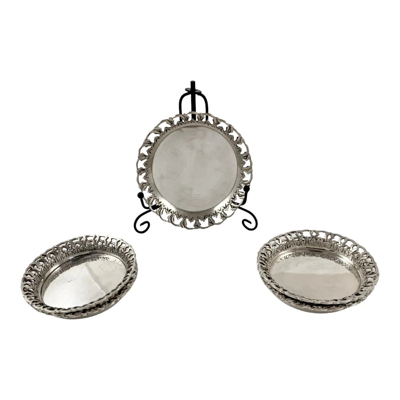 Vintage set of 5 Egyptian 900 solid silver Cairo wine bottle / glass coasters, 1950’s, lotus mark