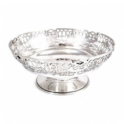 Large sterling silver pedestal basket with pierced foliate and trellis decoration, Sheffield 1953