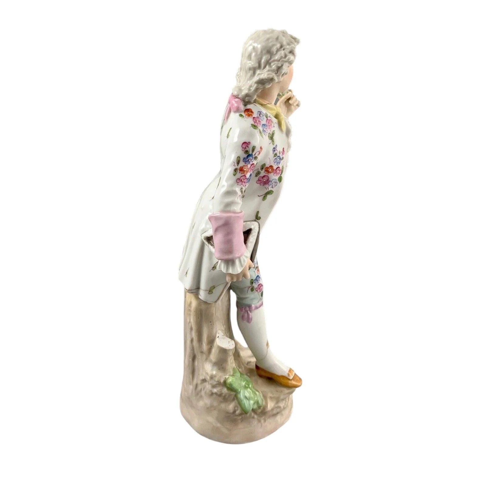 1830’s Meissen porcelain figurine of Regency dandy gentleman holding a tricorne and flowers