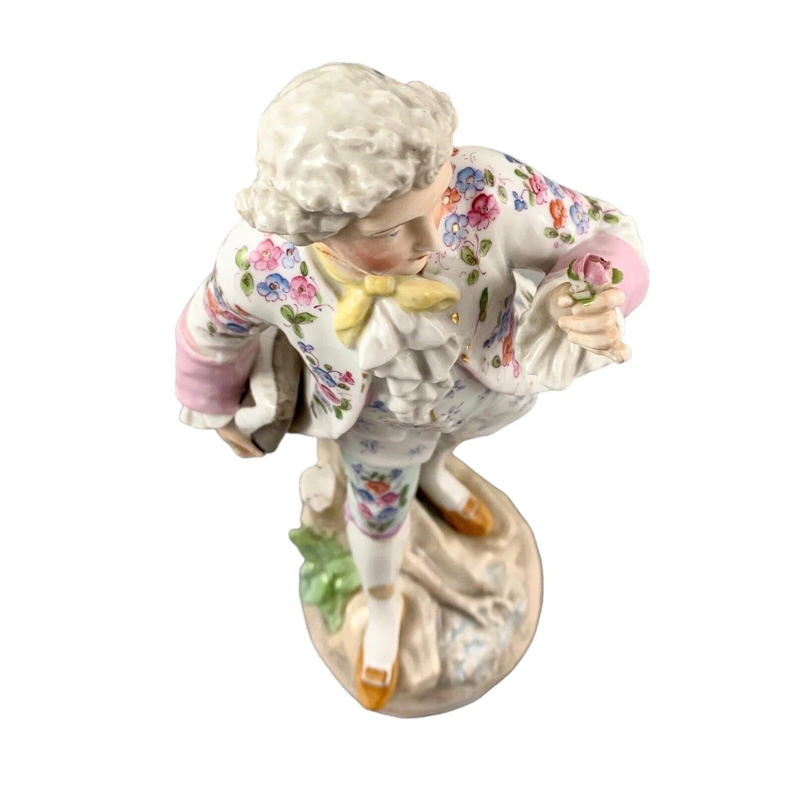1830’s Meissen porcelain figurine of Regency dandy gentleman holding a tricorne and flowers
