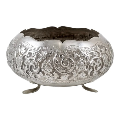 Indian Kutch sterling silver tri-foot round sugar bowl embossed flowers and foliage