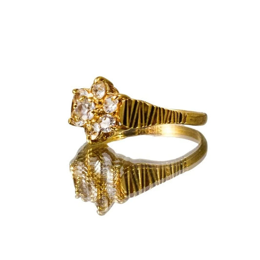 Vintage 1970’s 9ct yellow gold floral cluster halo dress ring with textured shank, size N 1/2